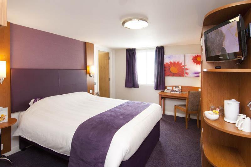 Premier Inn Frome Eksteriør billede